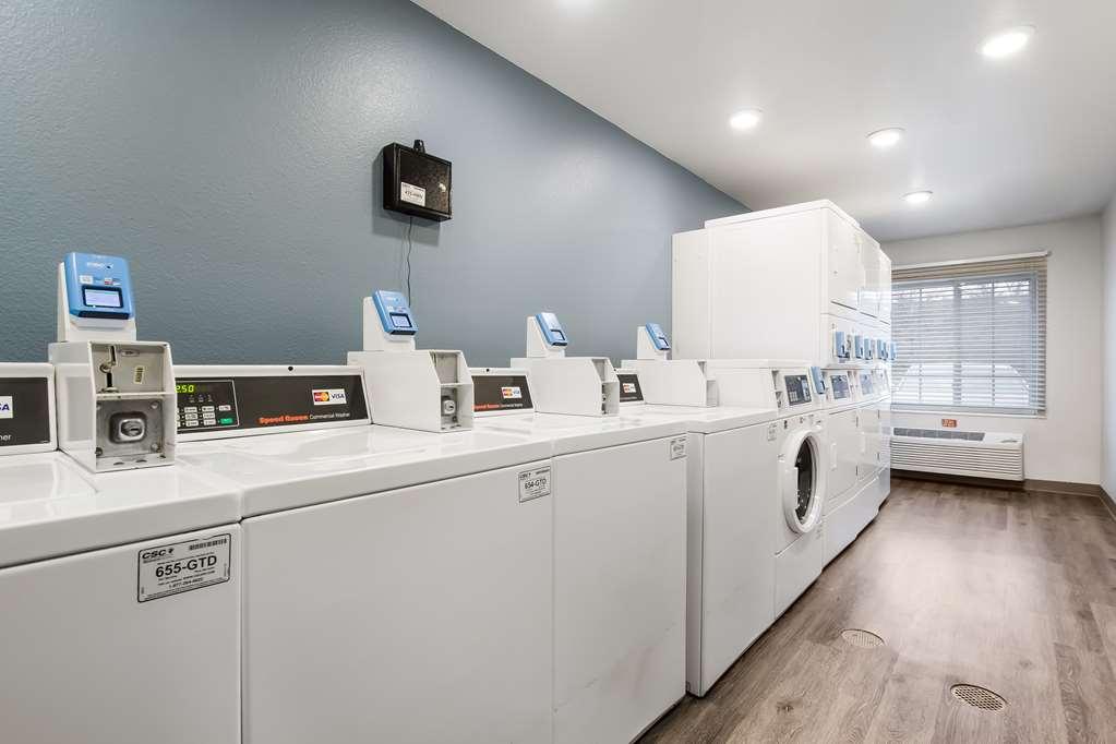 Extended Stay America Select Suites - Indianapolis - West 에이본 시설 사진