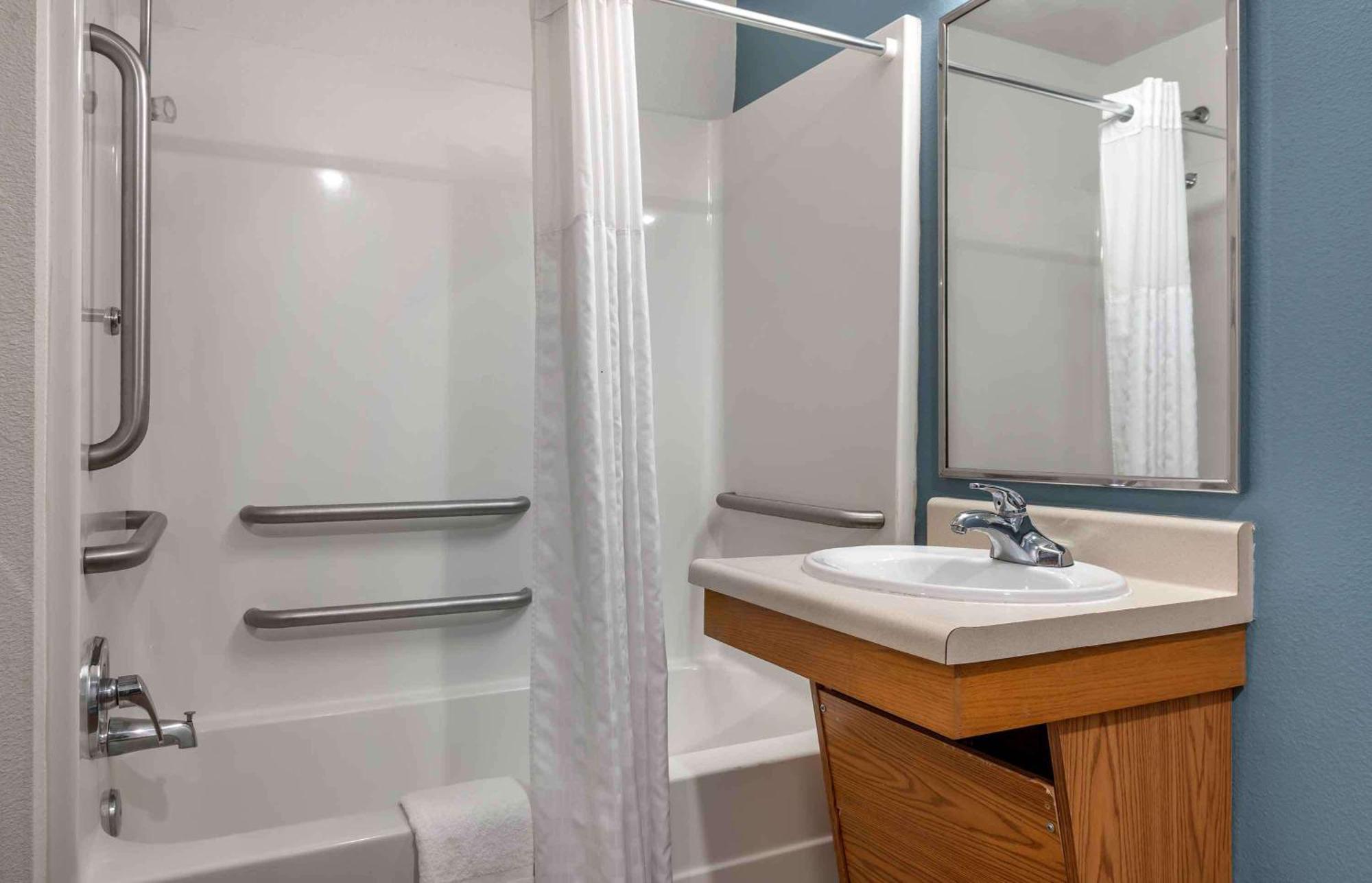 Extended Stay America Select Suites - Indianapolis - West 에이본 외부 사진
