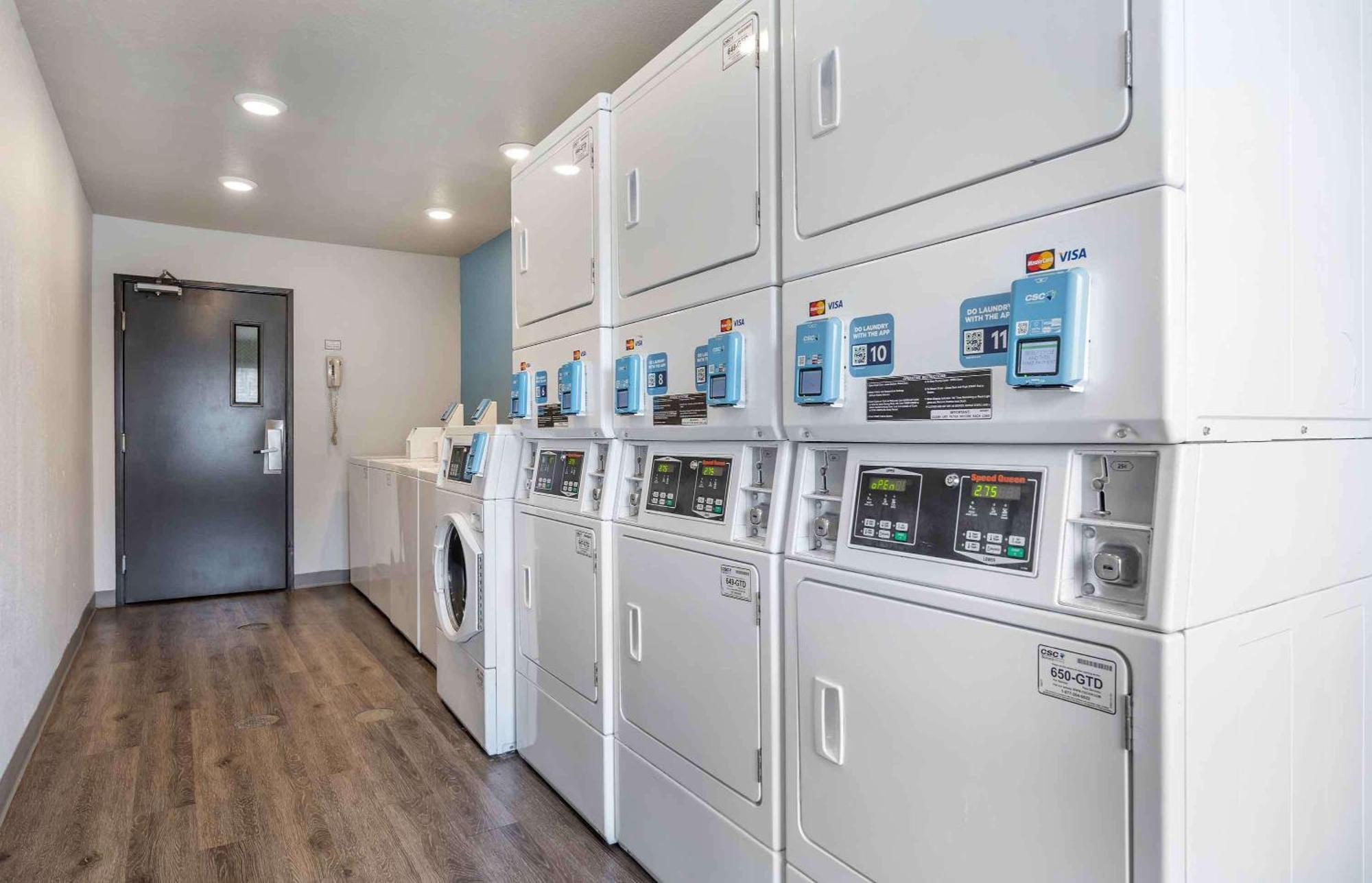 Extended Stay America Select Suites - Indianapolis - West 에이본 외부 사진