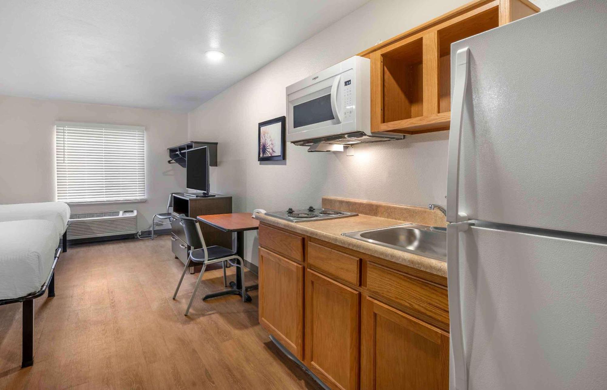 Extended Stay America Select Suites - Indianapolis - West 에이본 외부 사진