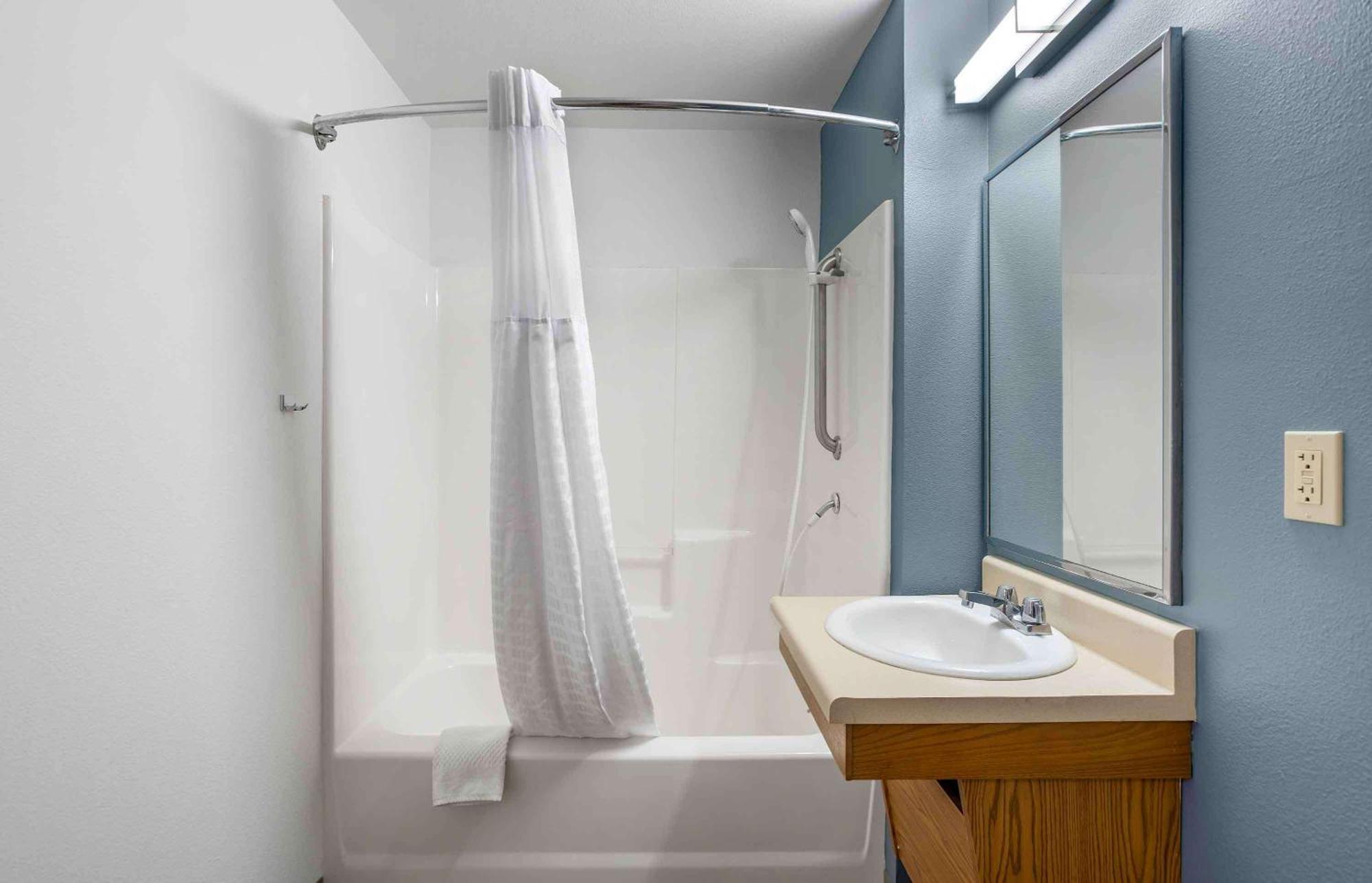 Extended Stay America Select Suites - Indianapolis - West 에이본 외부 사진